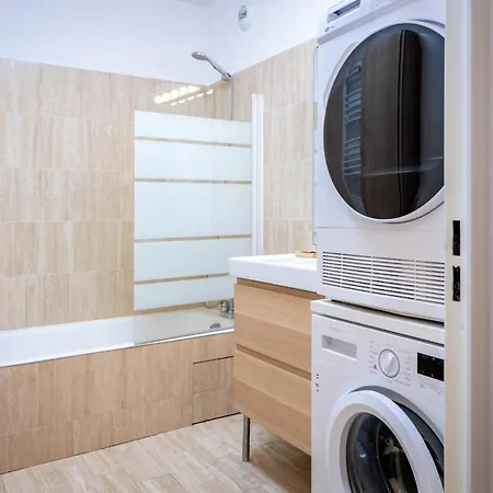 Appartamento Rivoli- Quiet Apartment, Close To Negresco Nizza